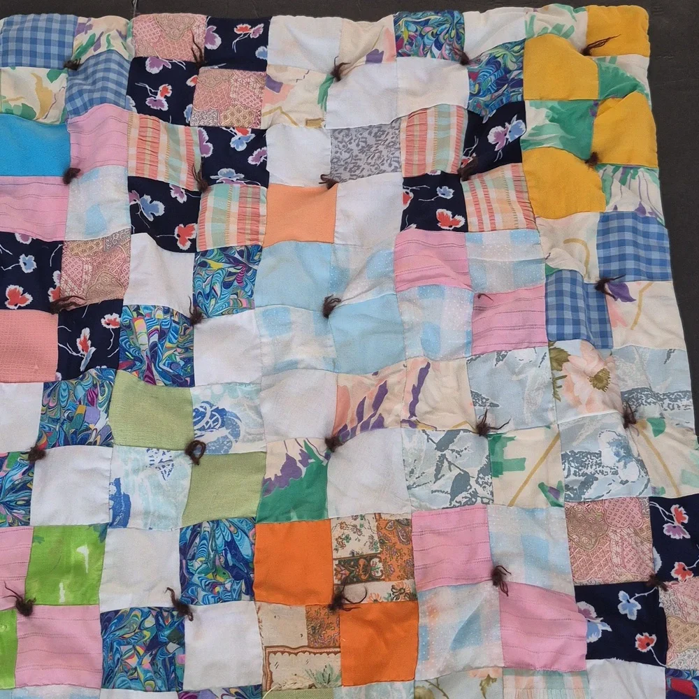 Vintage Handmade Patchwork Quilt Multicolor Shabby Cottage Granny 44